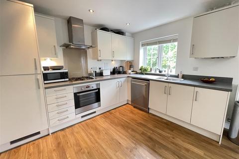 1 bedroom apartment for sale, Saunders Avenue, Salisbury SP1