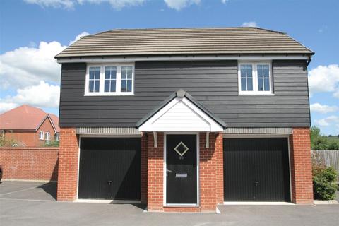 1 bedroom apartment for sale, Saunders Avenue, Salisbury SP1