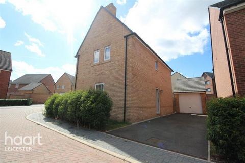 3 bedroom detached house to rent, Beauly Place, Leicester