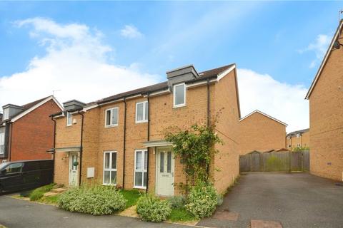 3 bedroom semi-detached house for sale, Greensleeves Drive, Buckinghamshire HP18