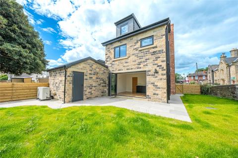 4 bedroom detached house for sale, School Lane, Walton, Wakefield, West Yorkshire