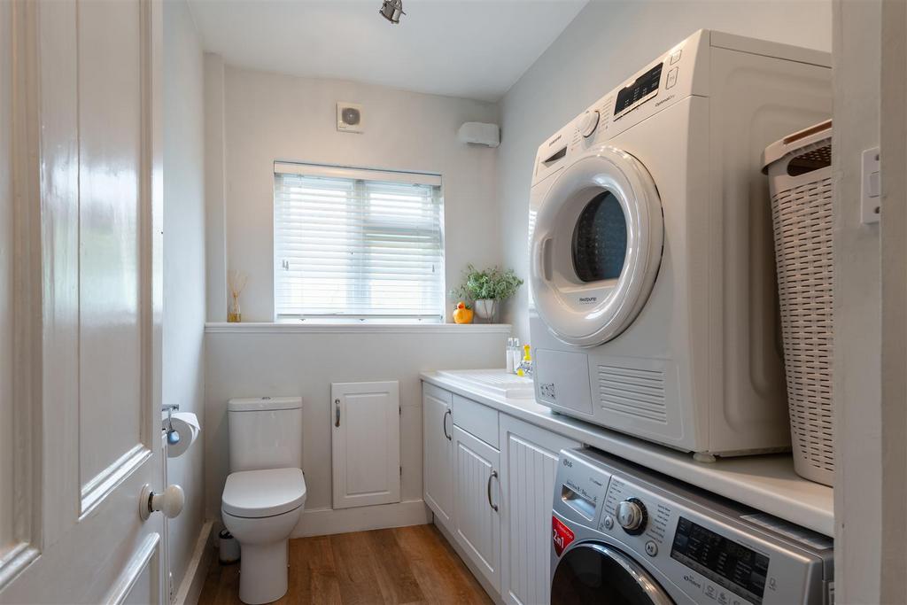 Utility Room / WC