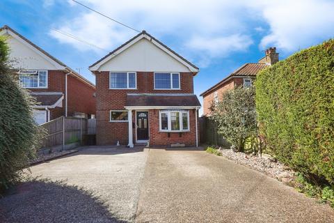 3 bedroom detached house for sale, Langport Road, New Romney TN28