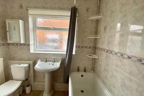 8 Avon Drive, Crewe, CW1 5NJ