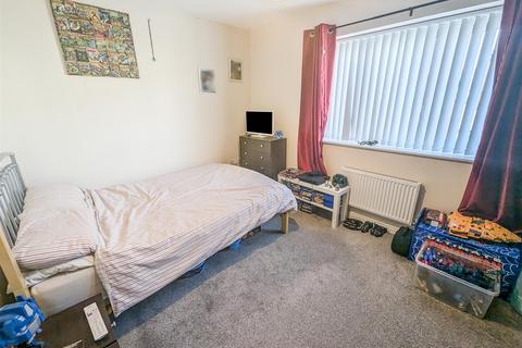 9 Troon Close, Corby, NN17 5AZ