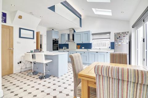 22 Vantorts Road, Sawbridgeworth, CM21 9NB
