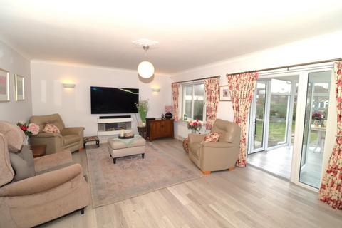 3 bedroom detached bungalow for sale, Winceby Close, Bexhill-on-Sea, TN39