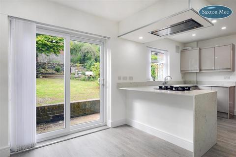 42 Frostings Close, Grenoside, Sheffield, S35 8NT