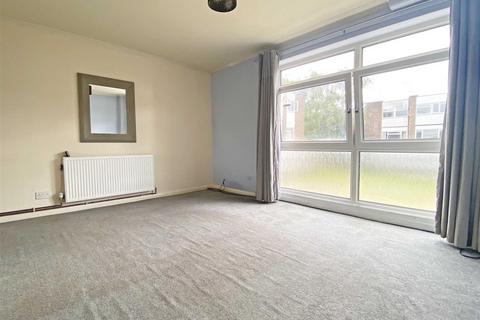 2 bedroom maisonette for sale, Birkbeck, Windrush Drive, Springfield, Chelmsford