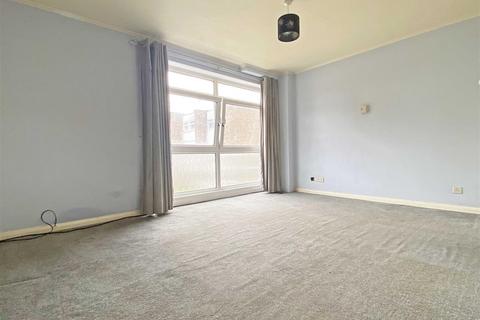 2 bedroom maisonette for sale, Birkbeck, Windrush Drive, Springfield, Chelmsford