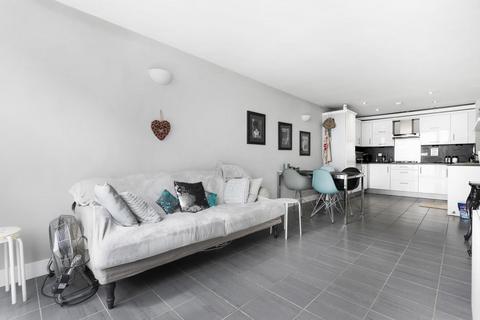 1 bedroom flat for sale, Sanctuary Street, Borough