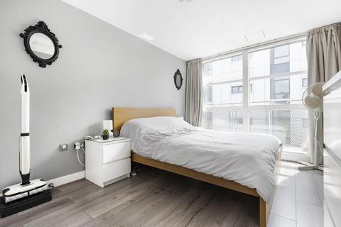 1 bedroom flat for sale, Sanctuary Street, Borough