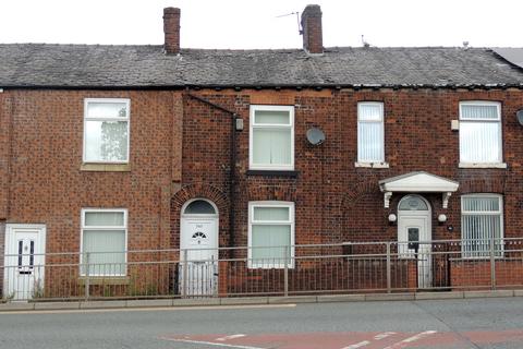 2 bedroom terraced house for sale, Oldham Road, Middleton