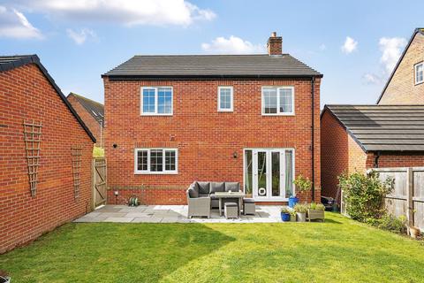 4 bedroom detached house for sale, Moseley Beck Crescent, Cookridge