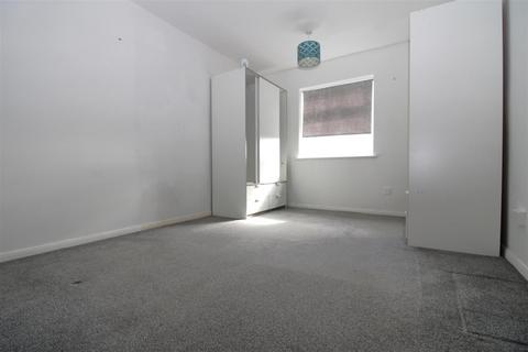 1 bedroom flat for sale, Cornwall Gardens, York Road, Littlehampton