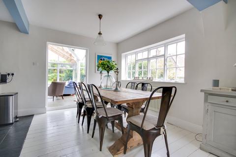 Peartree Cottage Bowling Green, Pennington, Lymington, SO41 8LQ