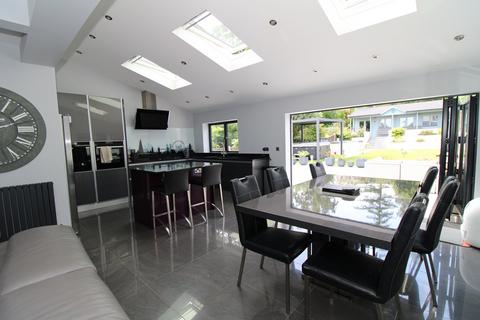 25 Pickhurst Mead, Bromley, BR2 7QP