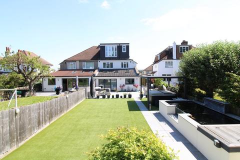 25 Pickhurst Mead, Bromley, BR2 7QP