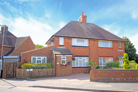 3 bedroom semi-detached house for sale, Whiston Road, Kingsthorpe, Northampton, NN2 7RR