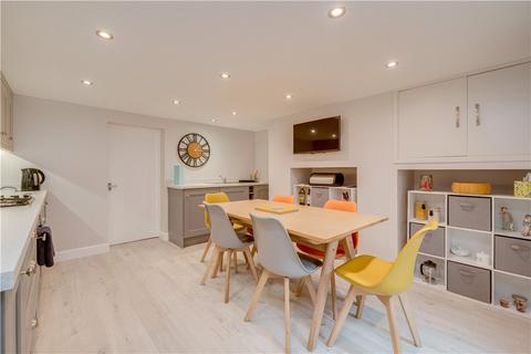 44 Ash Grove, Ilkley, LS29 8EP
