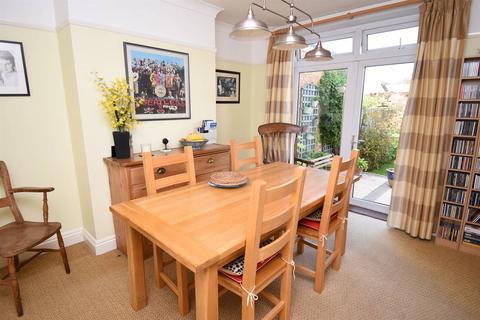 11 Baddlesmere Road, Whitstable, CT5 2LD