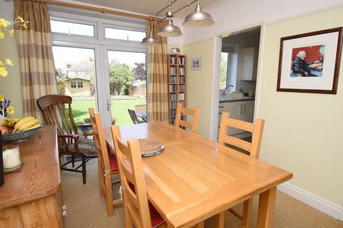 11 Baddlesmere Road, Whitstable, CT5 2LD