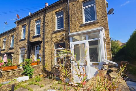 2 bedroom end of terrace house for sale, Victoria Street, Bradford, BD15