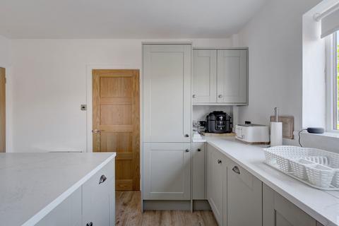 15 Field Park, Connahs Quay, Deeside, CH5 4QT