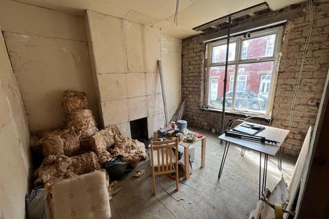 7 Brookfield Street, Oldham, OL8 1DD