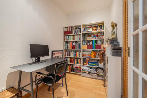Flat 1/1, 20 Arundel Drive, Glasgow, G42 9RF