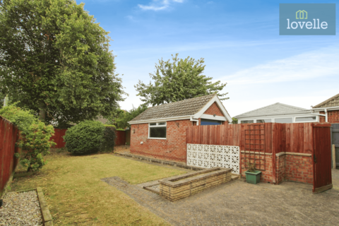 3 bedroom semi-detached bungalow for sale, Lavenham Road, Grimsby DN33