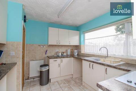 3 bedroom semi-detached bungalow for sale, Lavenham Road, Grimsby DN33