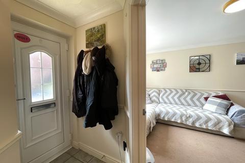 32 Cranes Meadow, Harleston, IP20 9BY