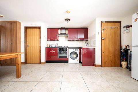 2 bedroom maisonette for sale, The Mall, Harrow HA3