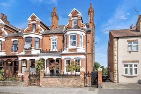 5 bedroom semi-detached house for sale, Cobwell Road, Retford