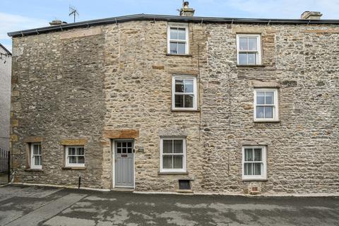 4 Back Lane, Kirkby Lonsdale, Carnforth, LA6 2AP