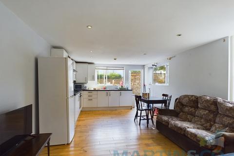 undefined, Wyke Avenue, Worthing