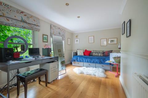undefined, High Street, Newmarket CB8