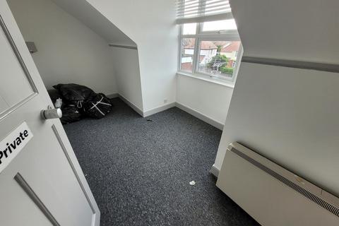 Property to rent, Hamilton Road, Felixstowe IP11