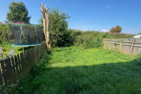 91 Aycliffe Crescent, Gateshead, NE9 7DD