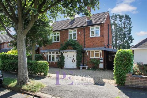 3 bedroom detached house for sale, Boyslade Road East, Burbage LE10