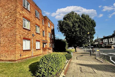 2 bedroom apartment for sale, High Street, London Colney, AL2