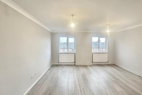 2 bedroom apartment for sale, High Street, London Colney, AL2