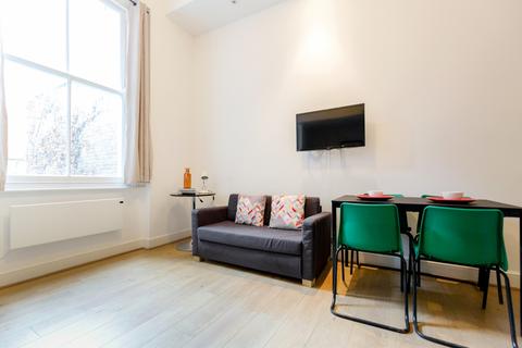 Studio to rent, Collingham Place London SW5