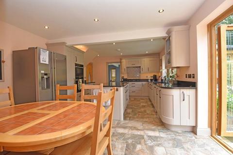 6 bedroom detached house for sale, Pear Drive, Willand, Cullompton