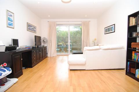 2 bedroom flat for sale, Aura House, 39 Melliss Avenue, Richmond, Surrey