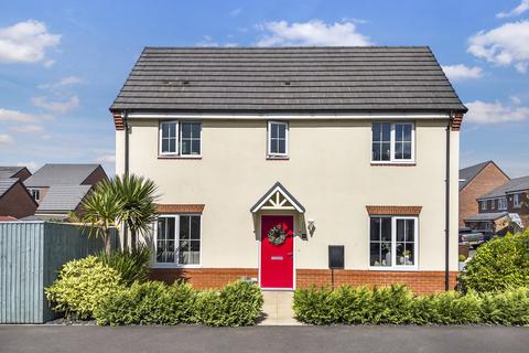 3 bedroom semi-detached house for sale, Bath Wood Close, Burscough L40