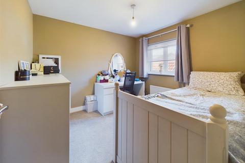 69 Fauld Drive Kingsway, Quedgeley, Gloucester, GL2 2HZ