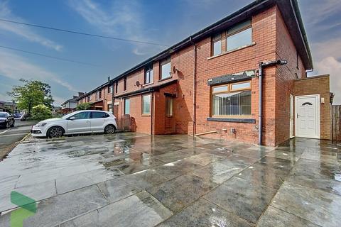 32 Lisbon Drive, Darwen, BB3 3JW