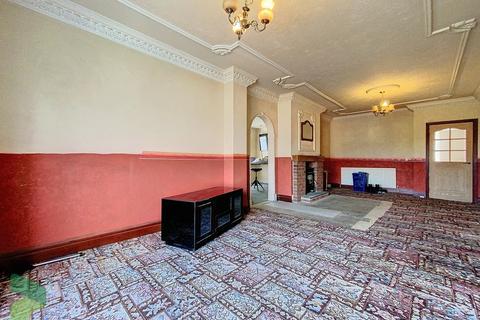 32 Lisbon Drive, Darwen, BB3 3JW